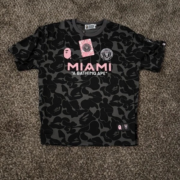 Bape Other - Bape Black Camo Miami Tee with Pink Logo
